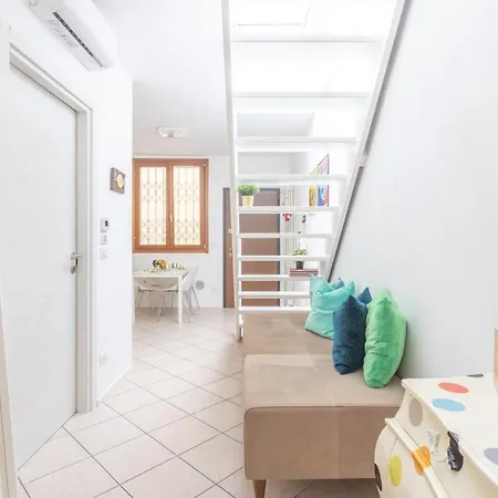 Confortevole In Pieno Centro Apartamento *